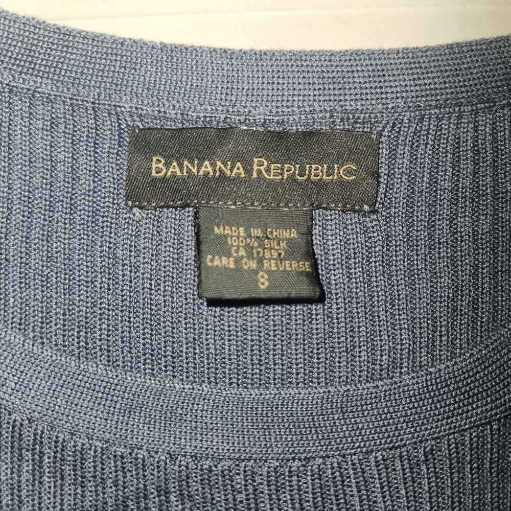 Vintage Silk Banana Republic Light Blue Grey Short Sleeve Sweater Small - Picture 5 of 8